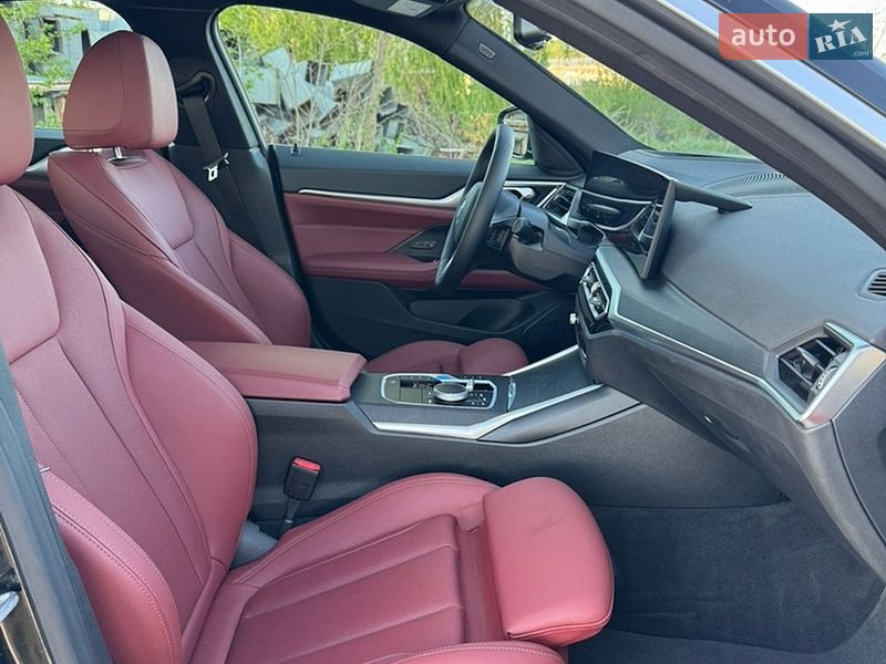 Купе BMW i4 2024 в Самборе