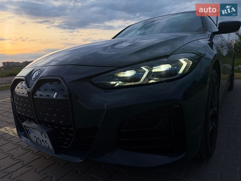Купе BMW i4 2022 в Полтаве