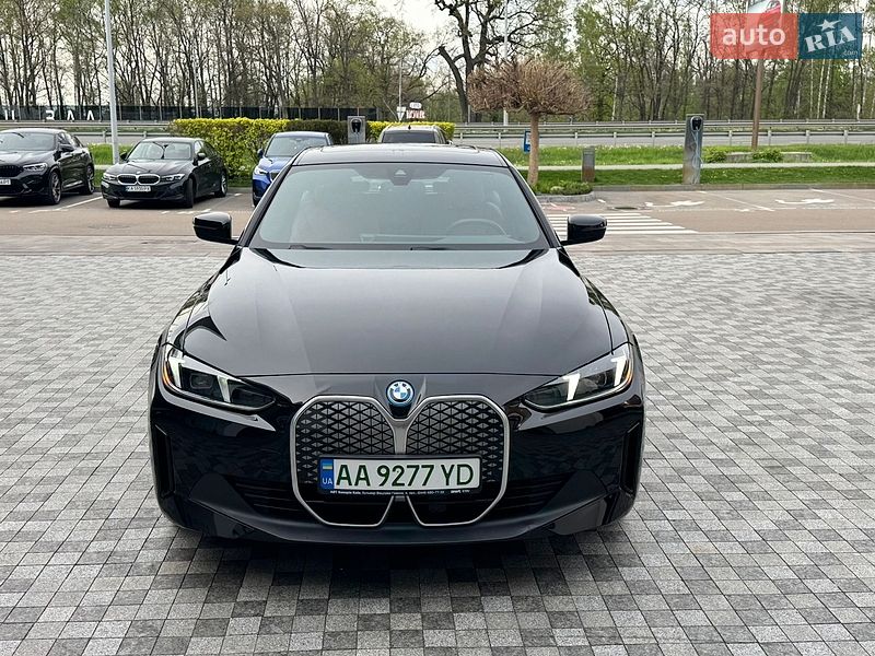 BMW i4 2024