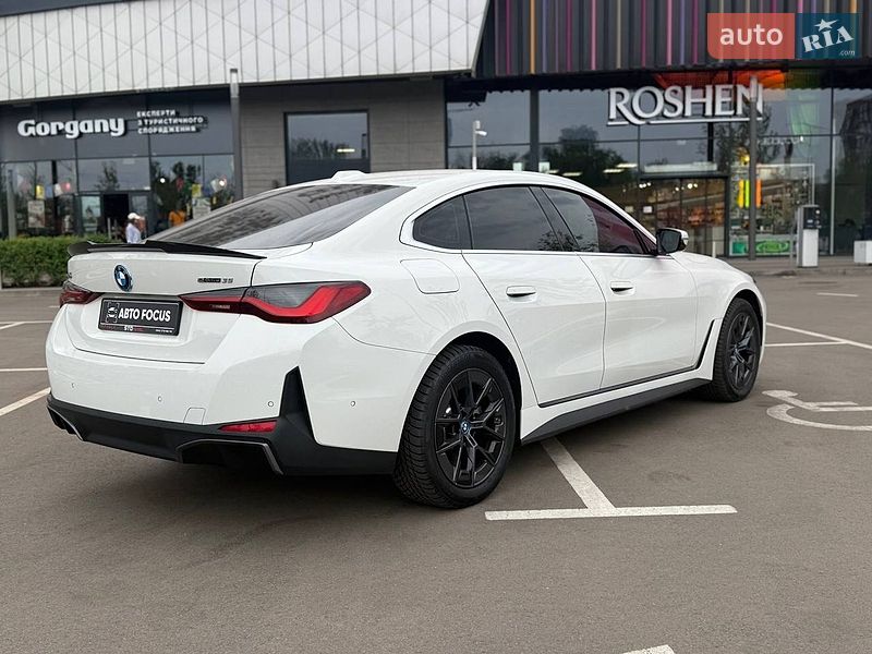Купе BMW i4 2024 в Киеве