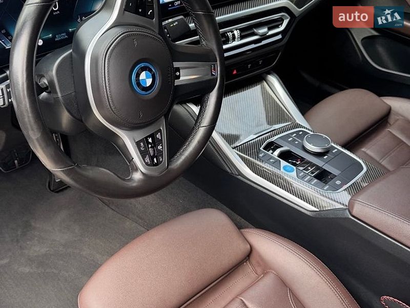 Купе BMW i4 2024 в Тячеве