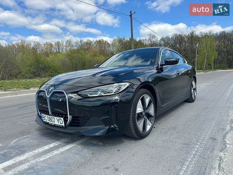 Купе BMW i4 2024 в Львові