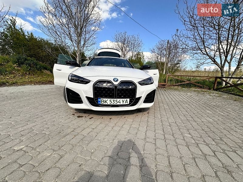 Купе BMW i4 2023 в Ровно