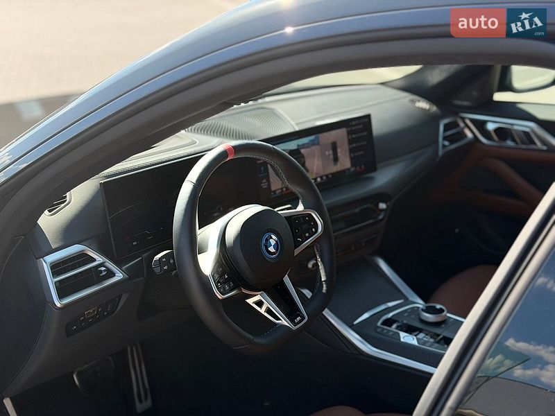 Купе BMW i4 2025 в Чернівцях