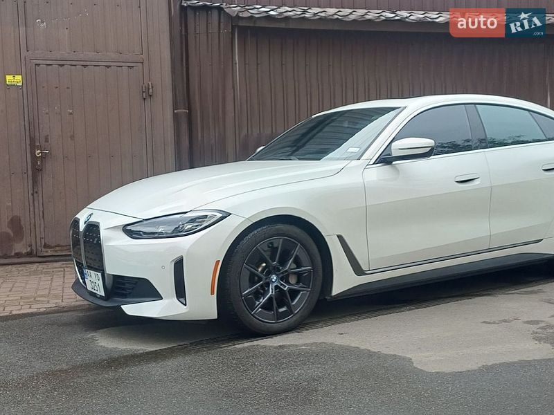 Купе BMW i4 2023 в Киеве