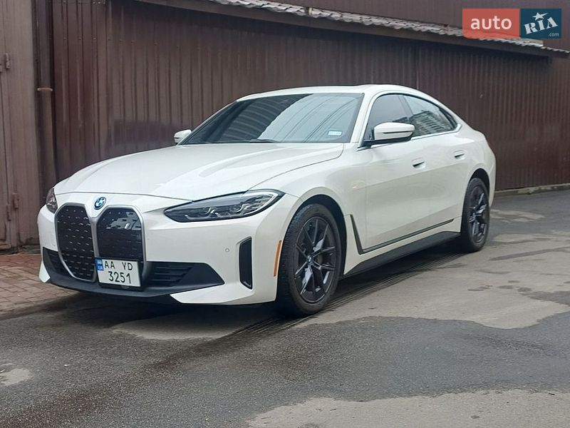 Купе BMW i4 2023 в Киеве