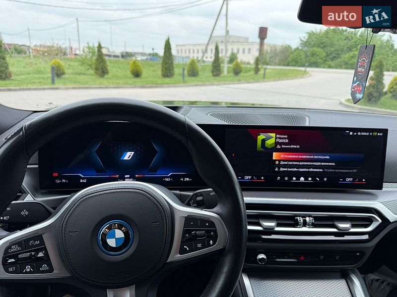 Купе BMW i4 2023 в Стрые