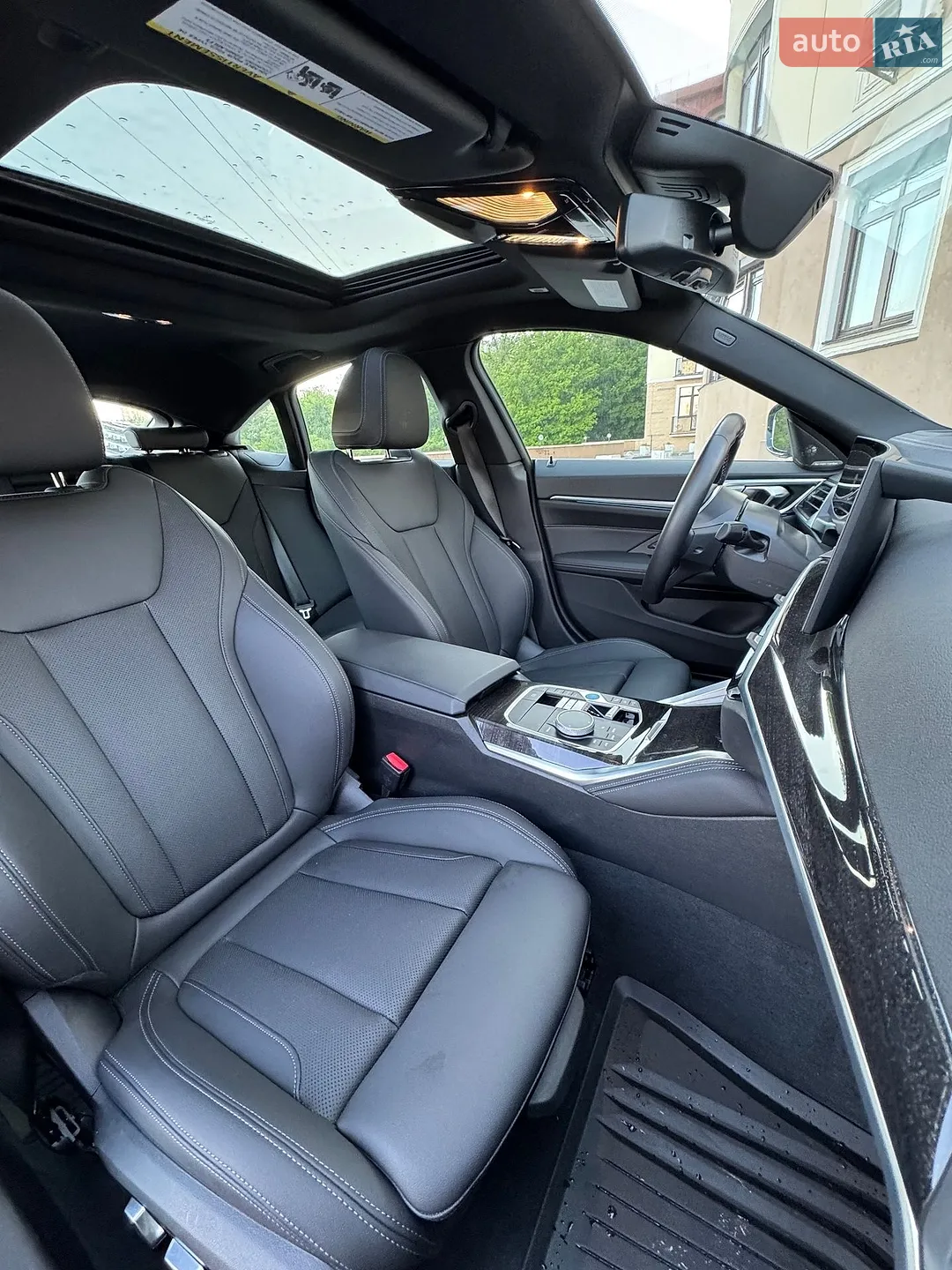2023 BMW i4 - мініатюра 31