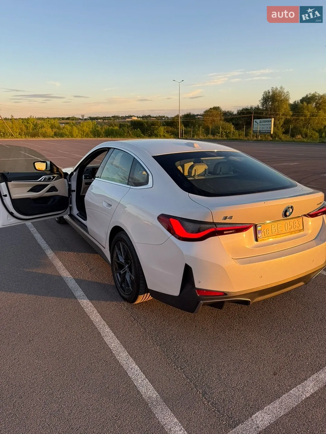 2022 BMW i4 - мініатюра 6