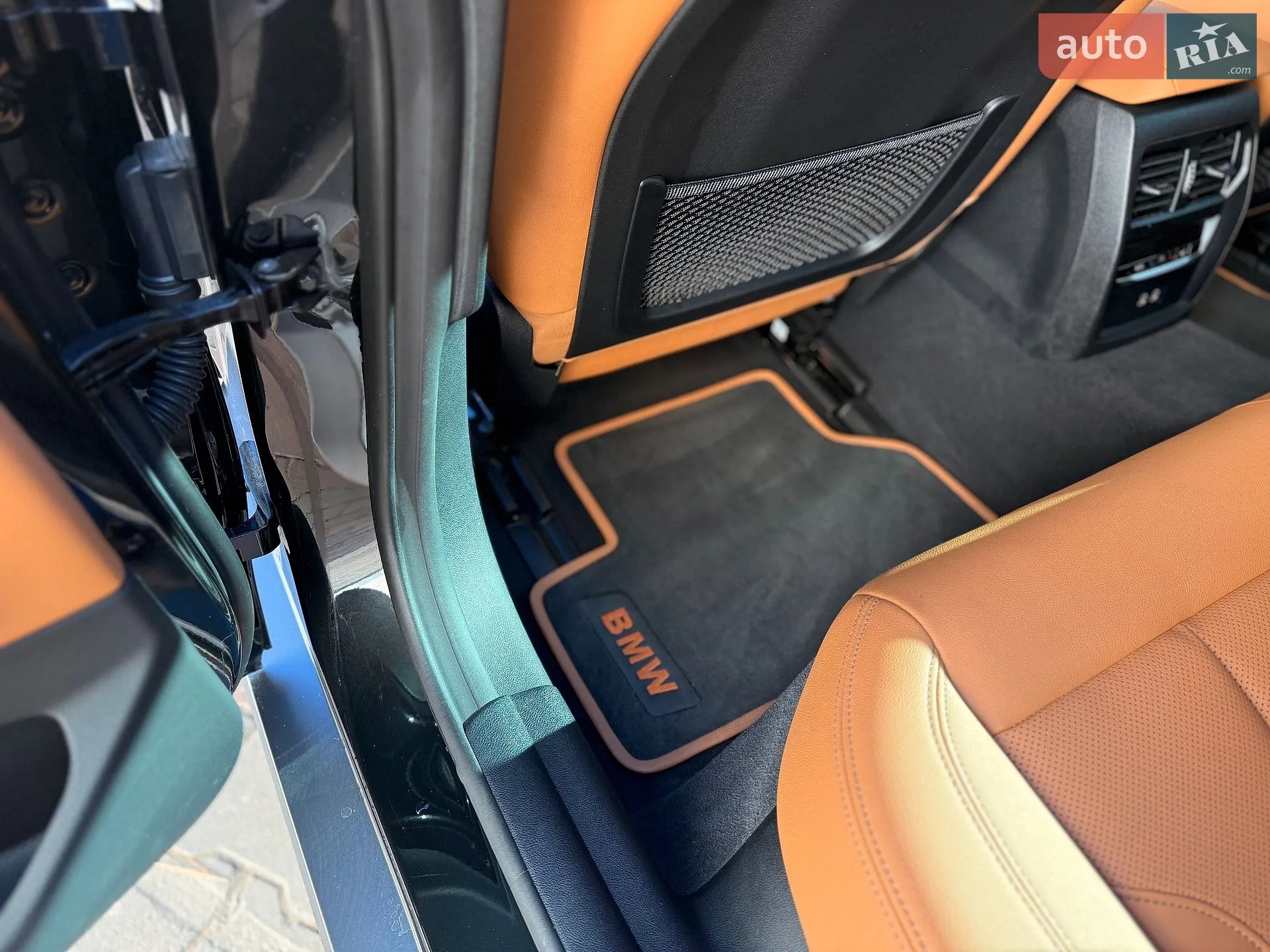 2023 BMW i4 - мініатюра 8