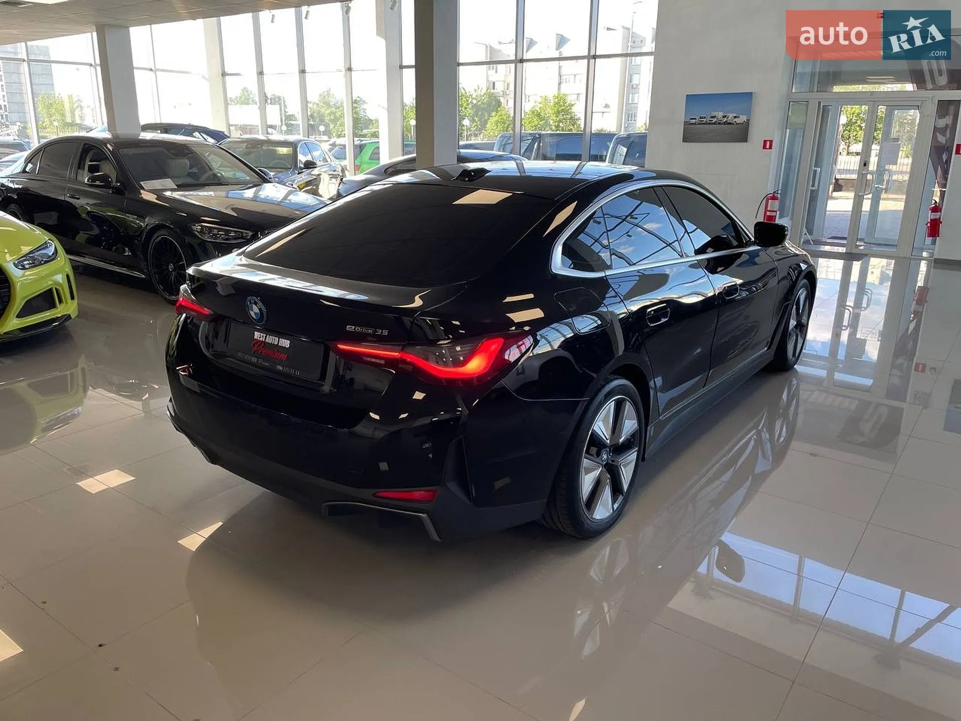 2024 BMW i4 - мініатюра 6
