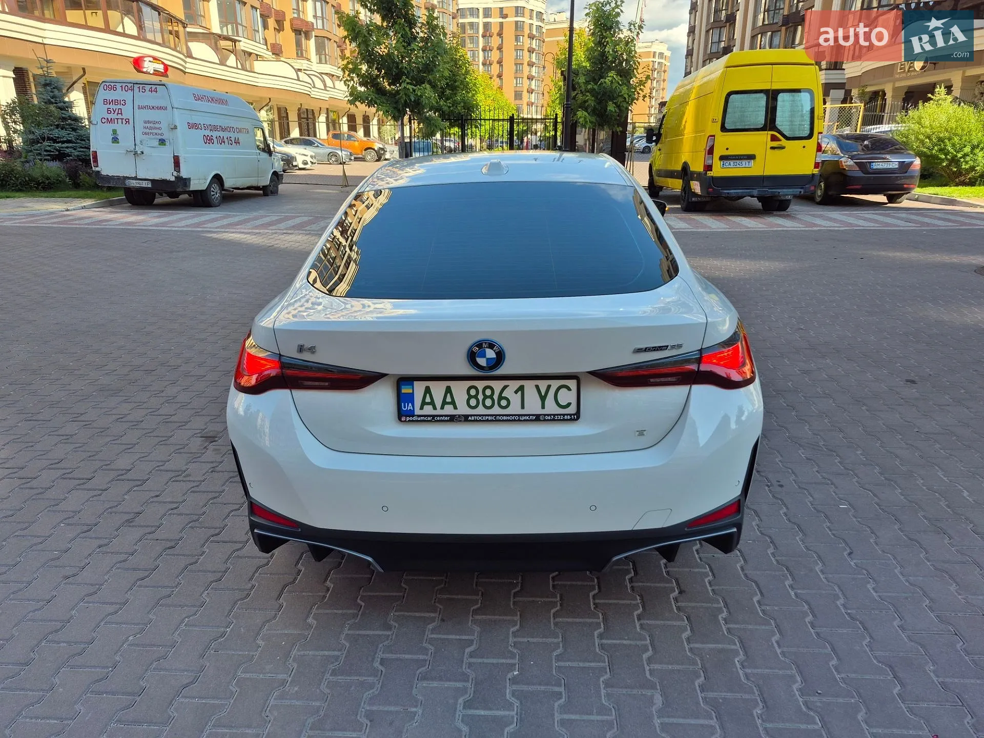 2023 BMW i4 - мініатюра 10