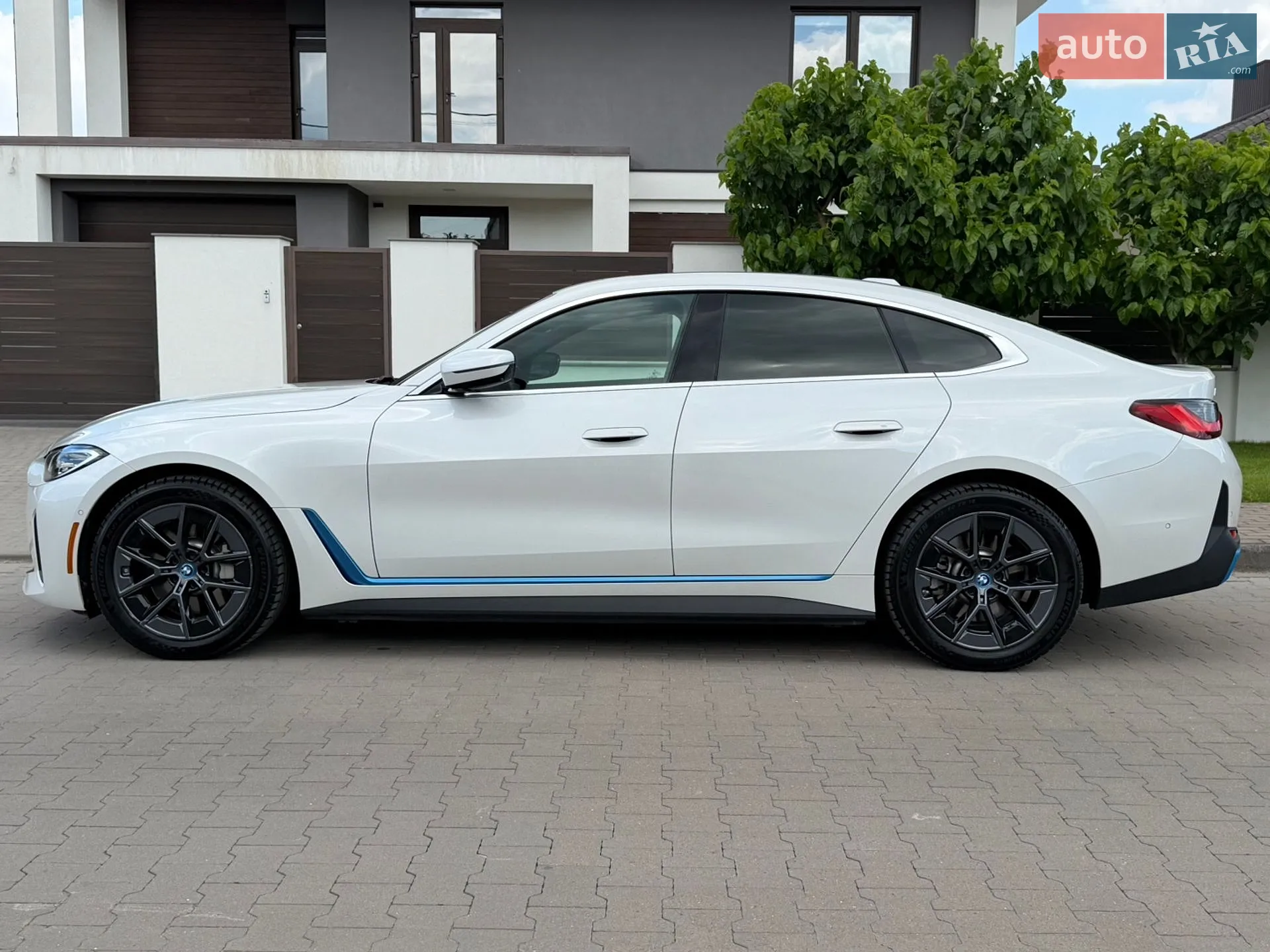 2023 BMW i4 - мініатюра 3