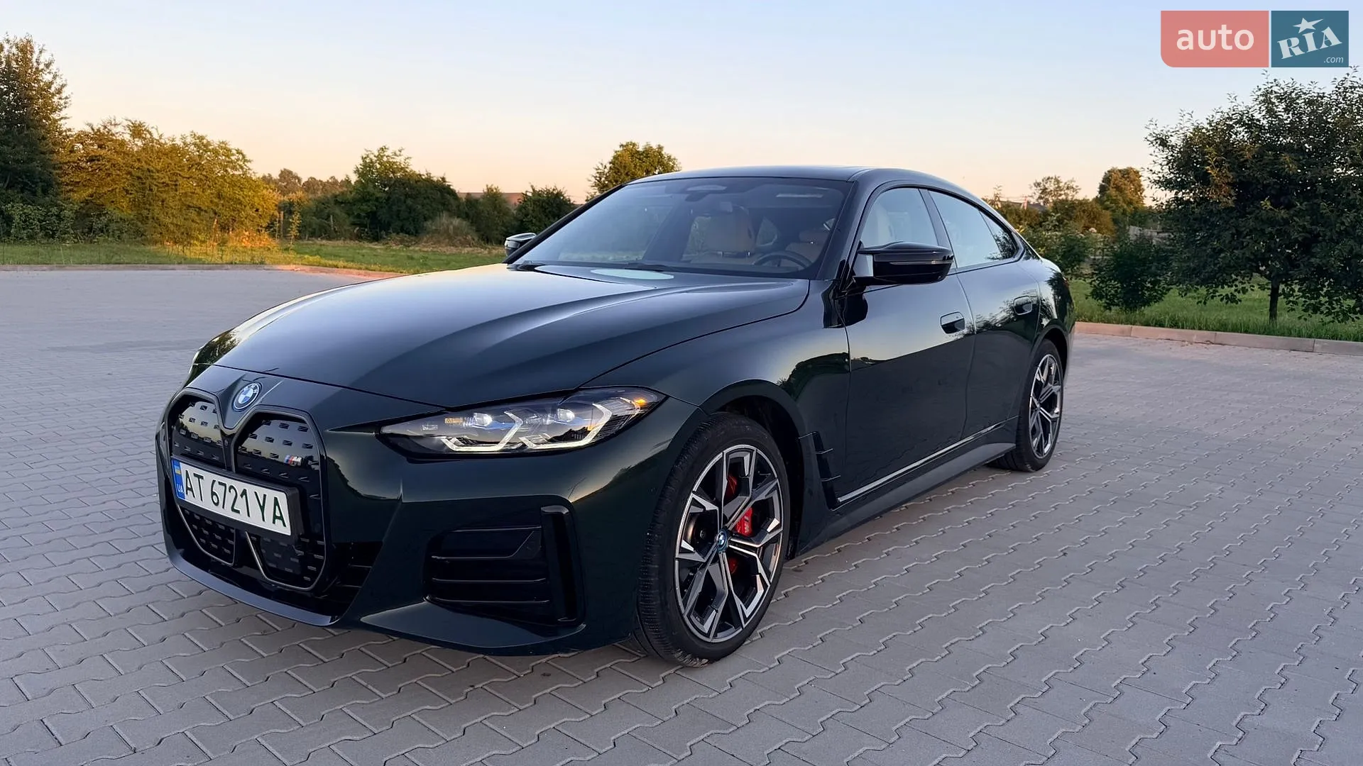 2021 BMW i4 - фото 1