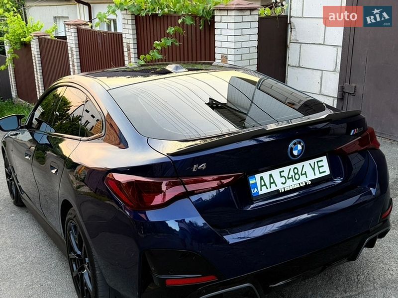 Купе BMW i4 2022 в Киеве