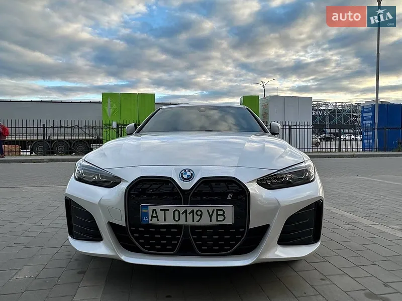 BMW i4