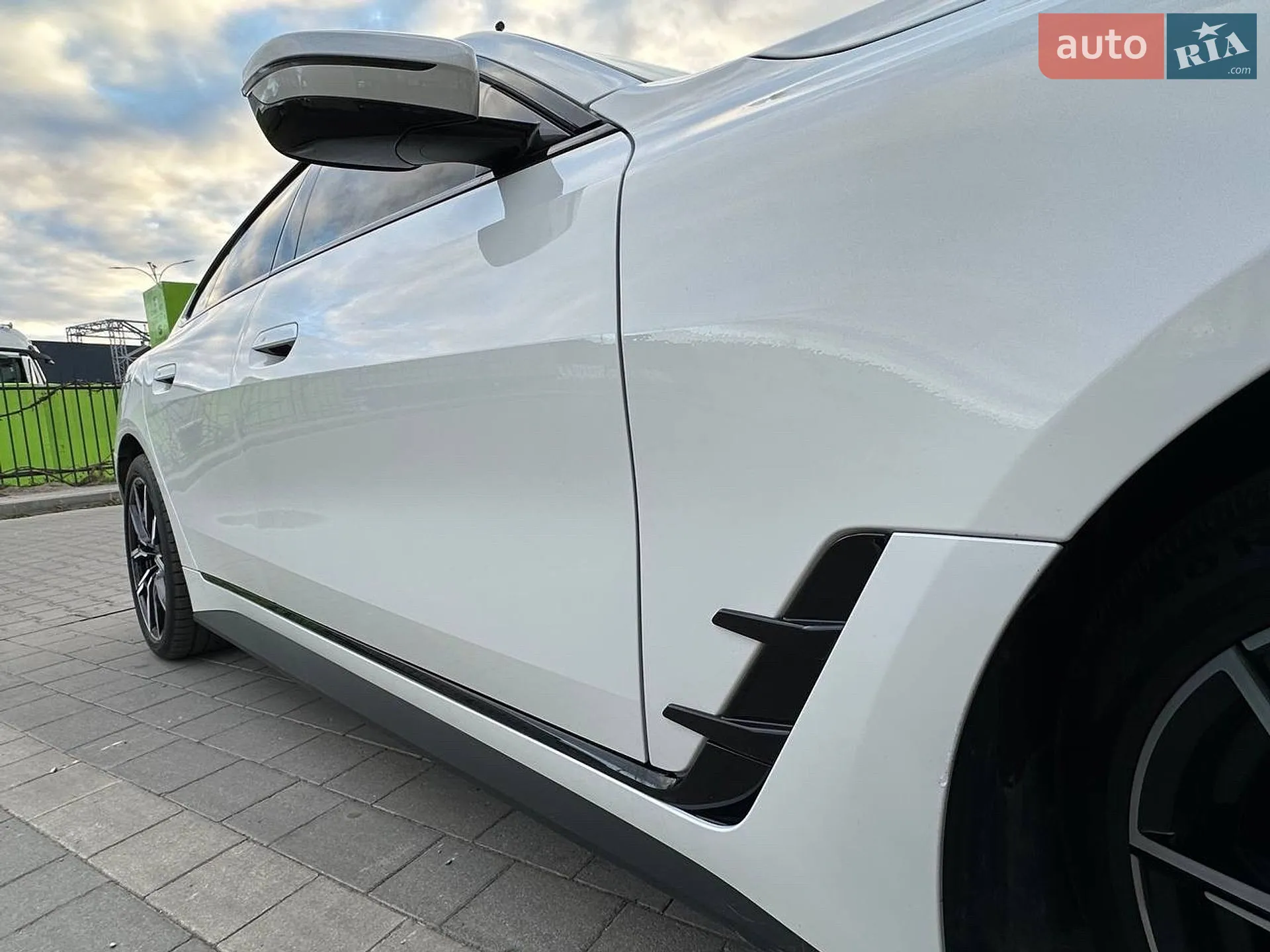 2022 BMW i4 - мініатюра 16
