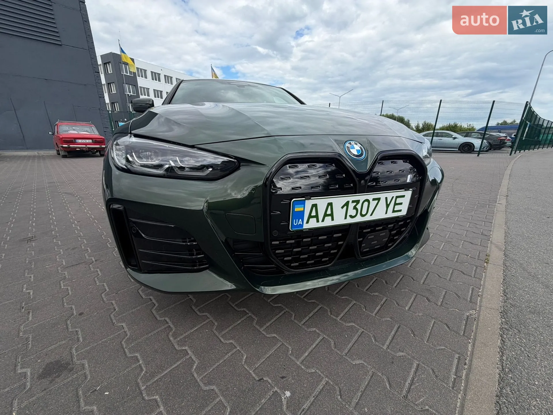 BMW i4 2023 VIN WBY73AW06RFS32808 фото оголошення 2 з 16