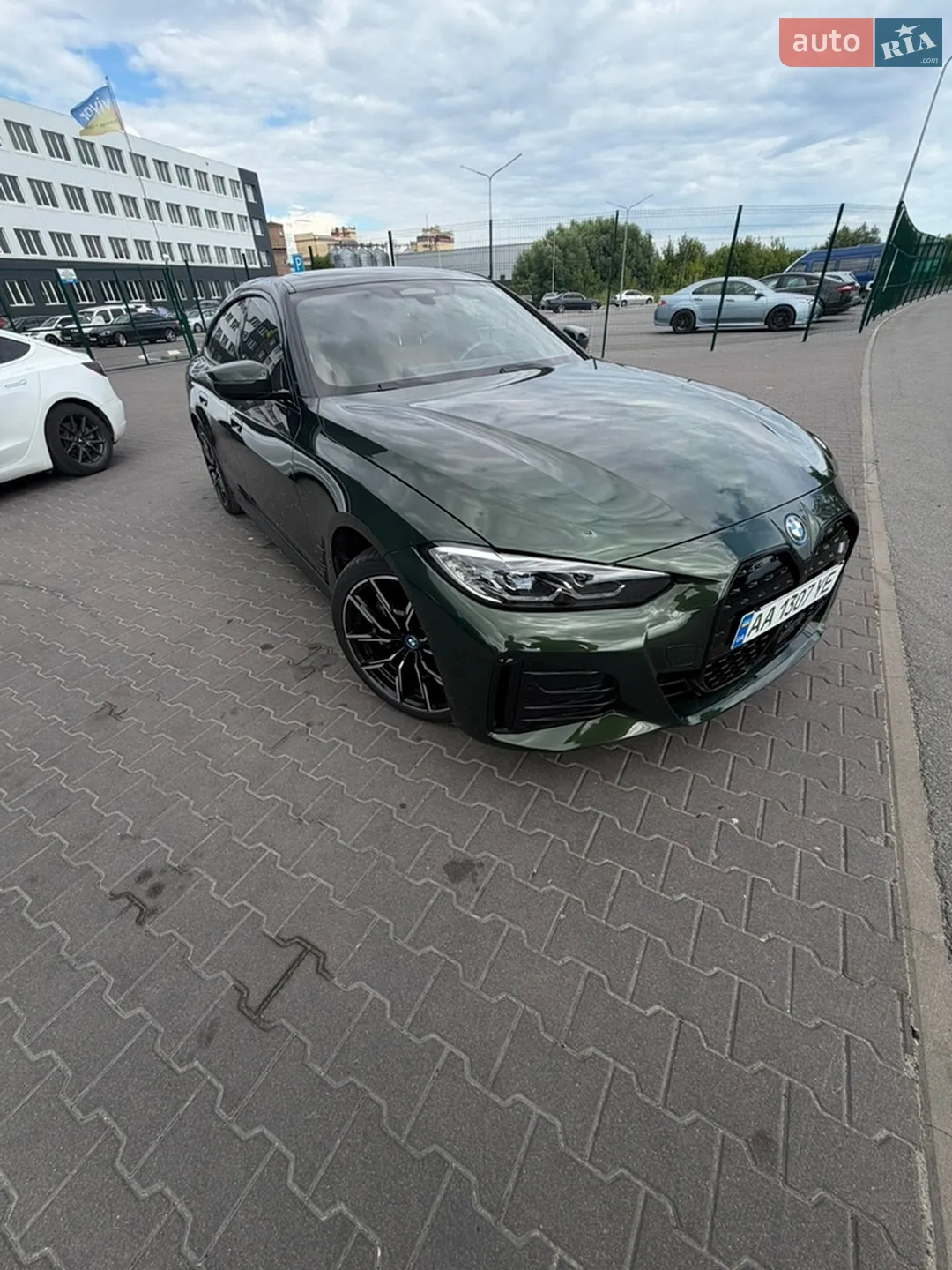 BMW i4 2023 VIN WBY73AW06RFS32808 фото оголошення 4 з 16
