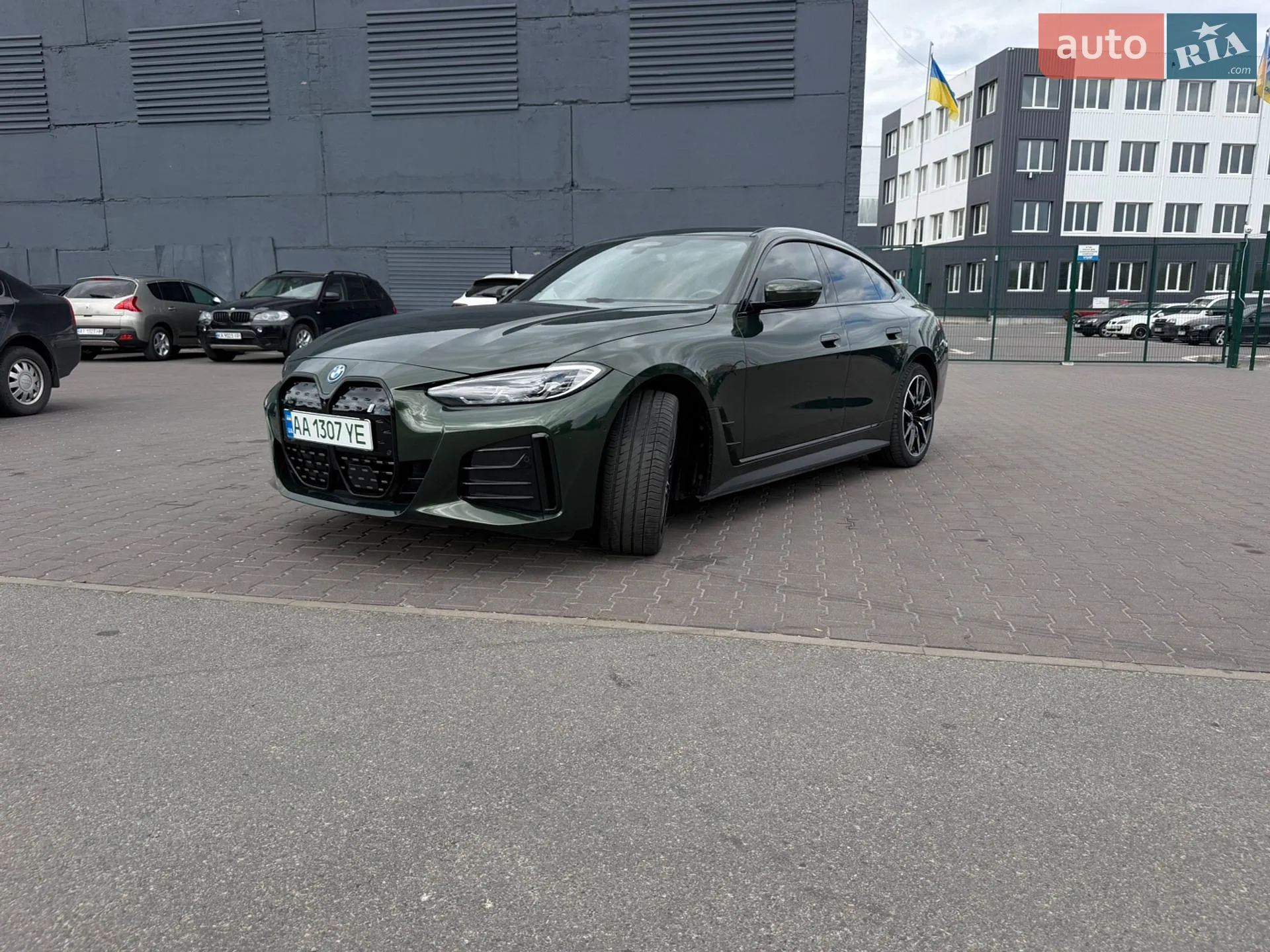 BMW i4 2023 VIN WBY73AW06RFS32808 фото оголошення 8 з 16