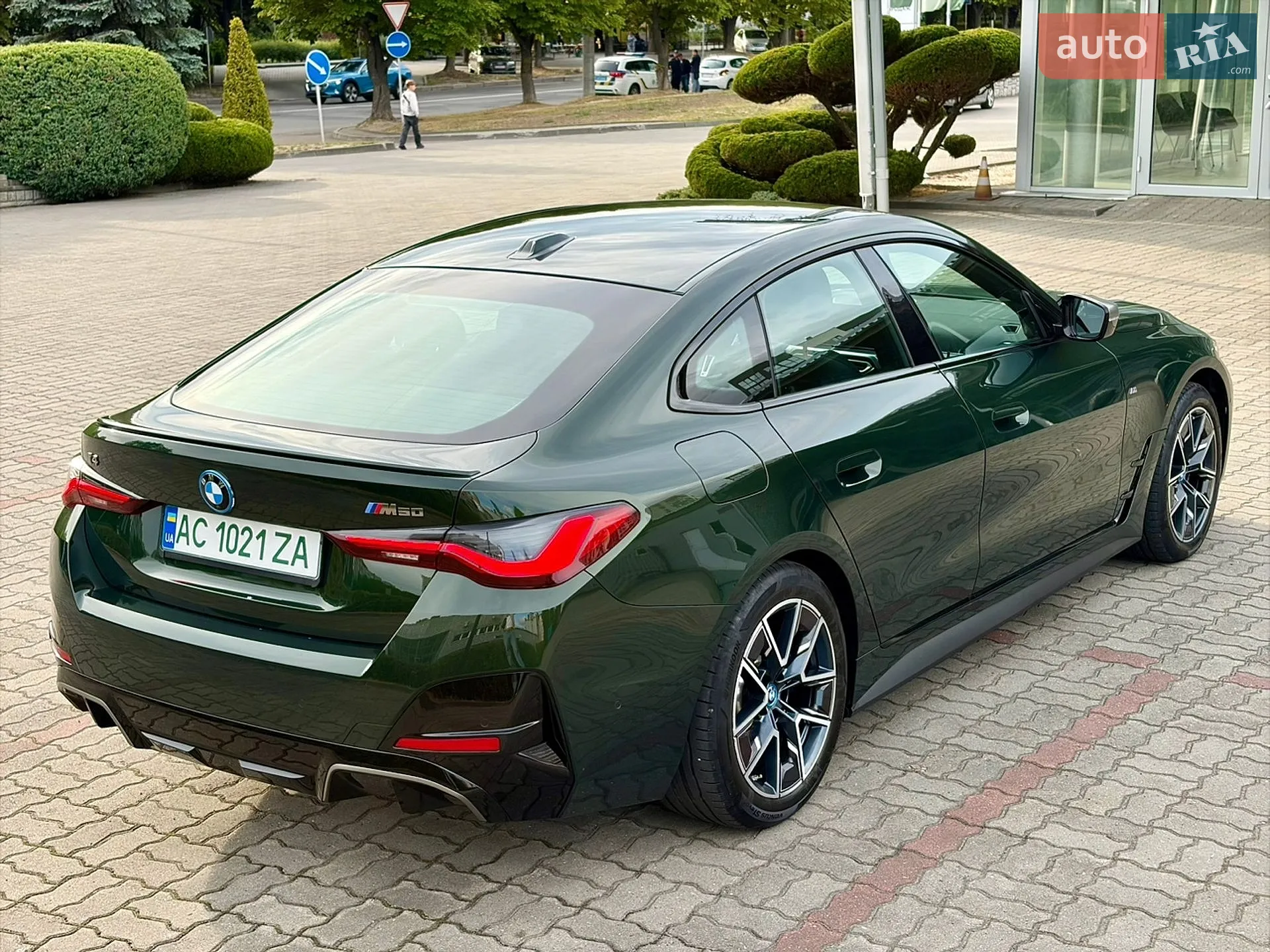 2023 BMW i4 - мініатюра 3