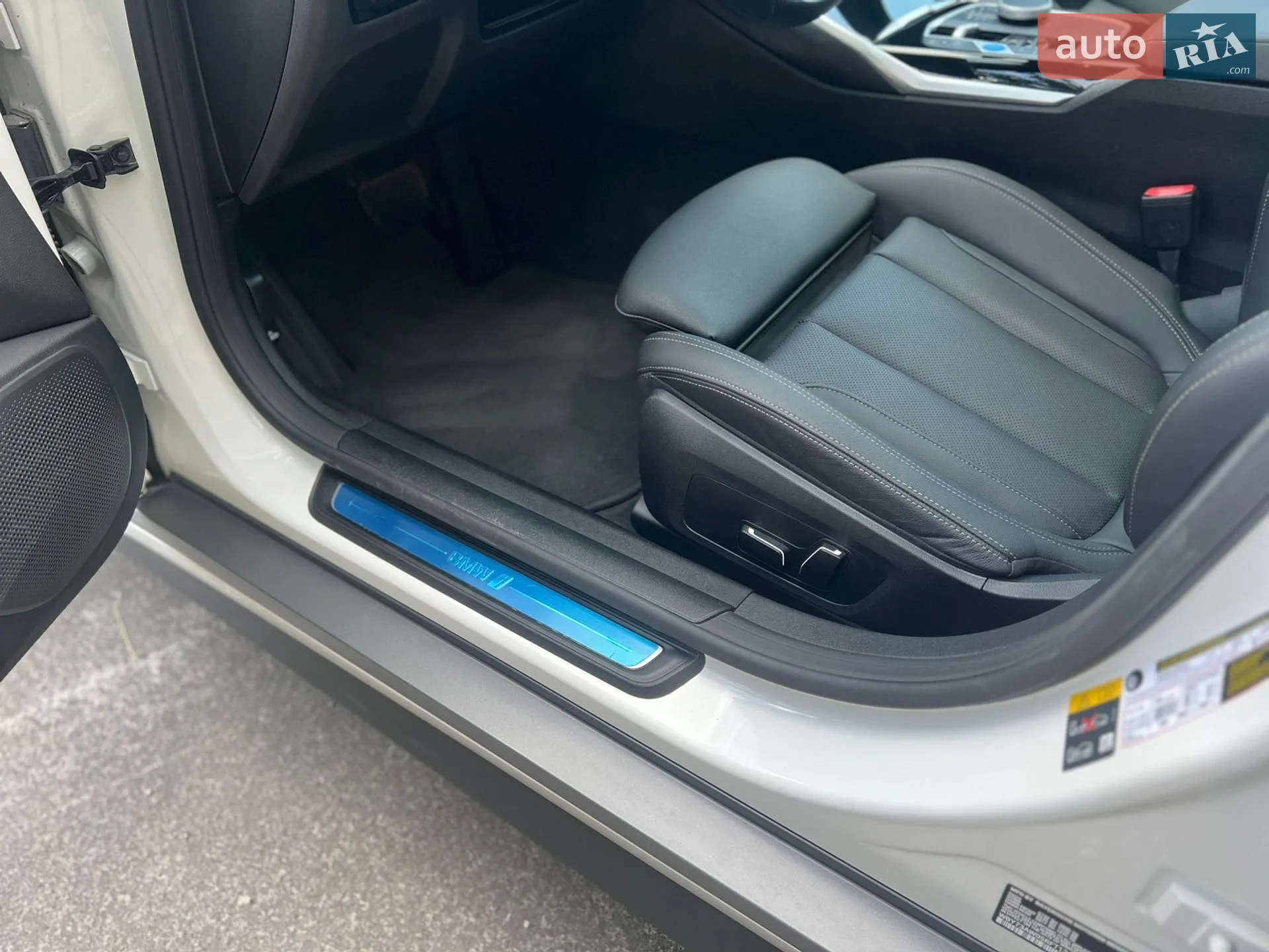 2024 BMW i4 - мініатюра 27