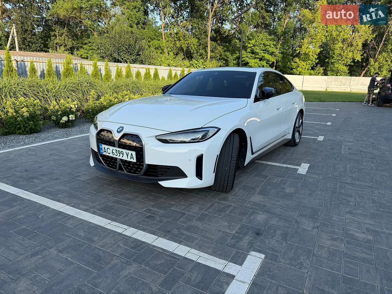 2023 BMW i4 - мініатюра 20