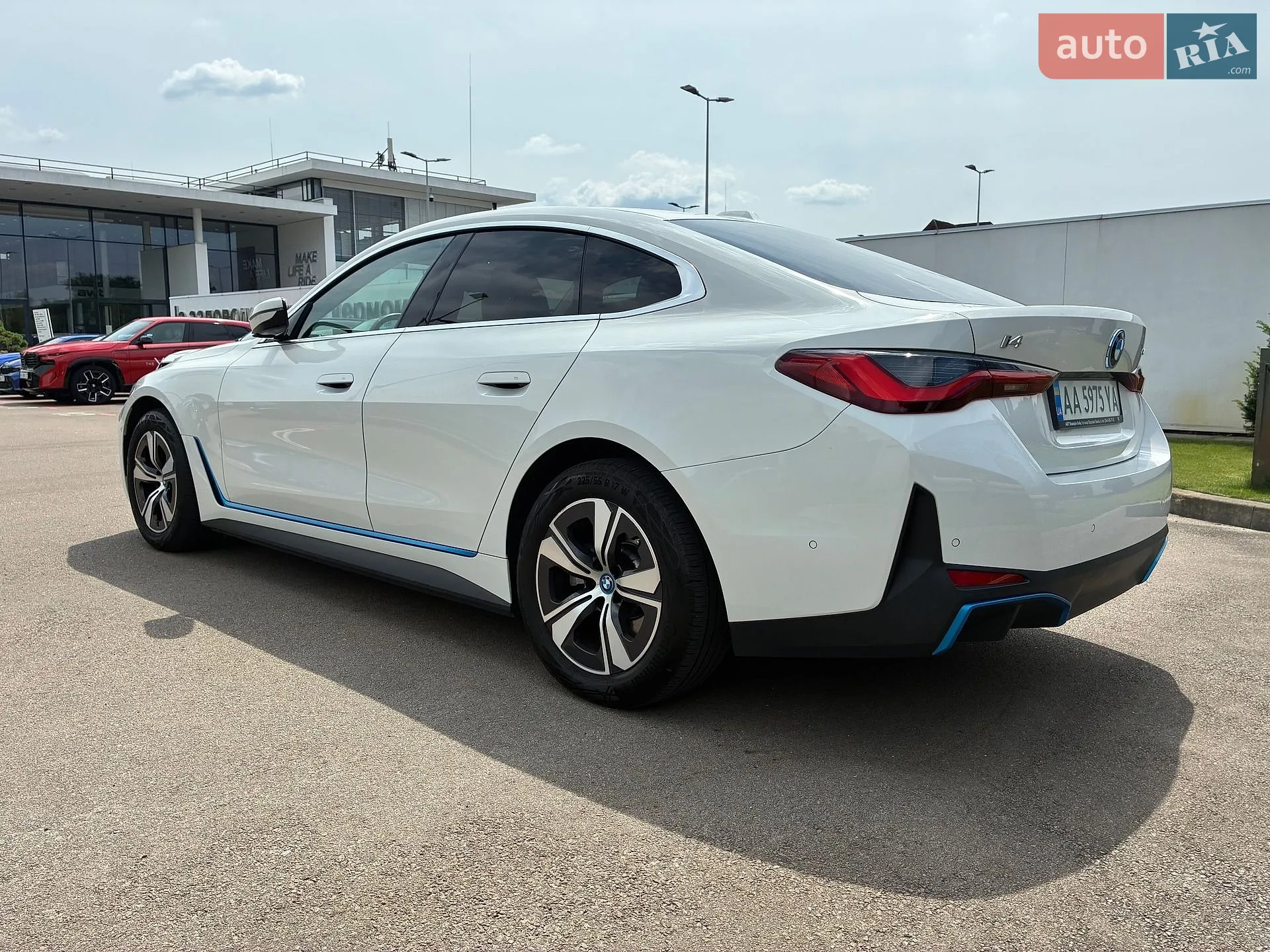 2022 BMW i4 - мініатюра 7
