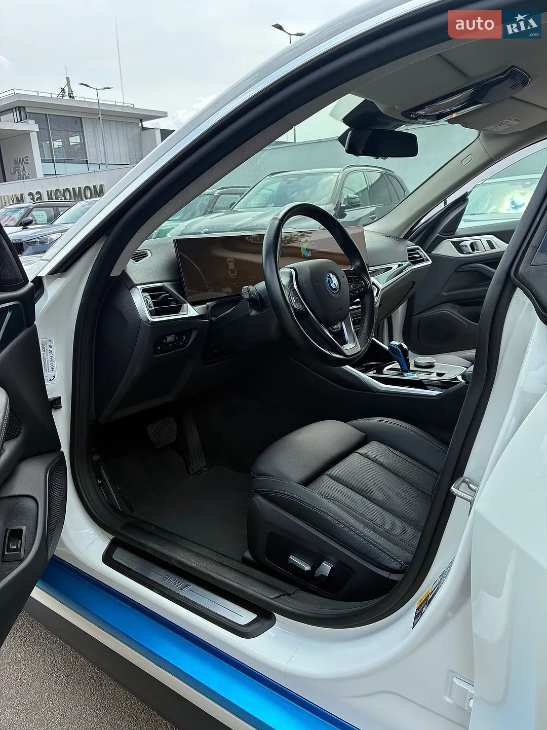 2022 BMW i4 - мініатюра 21