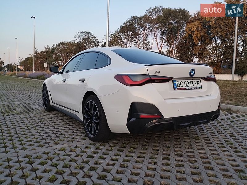 Купе BMW i4 2023 в Львове