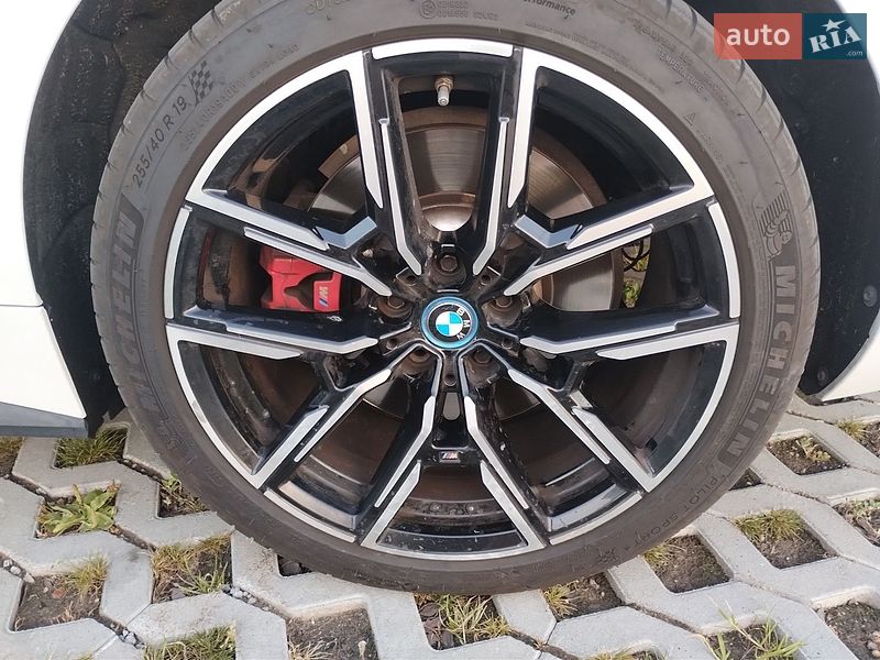 Купе BMW i4 2023 в Львове
