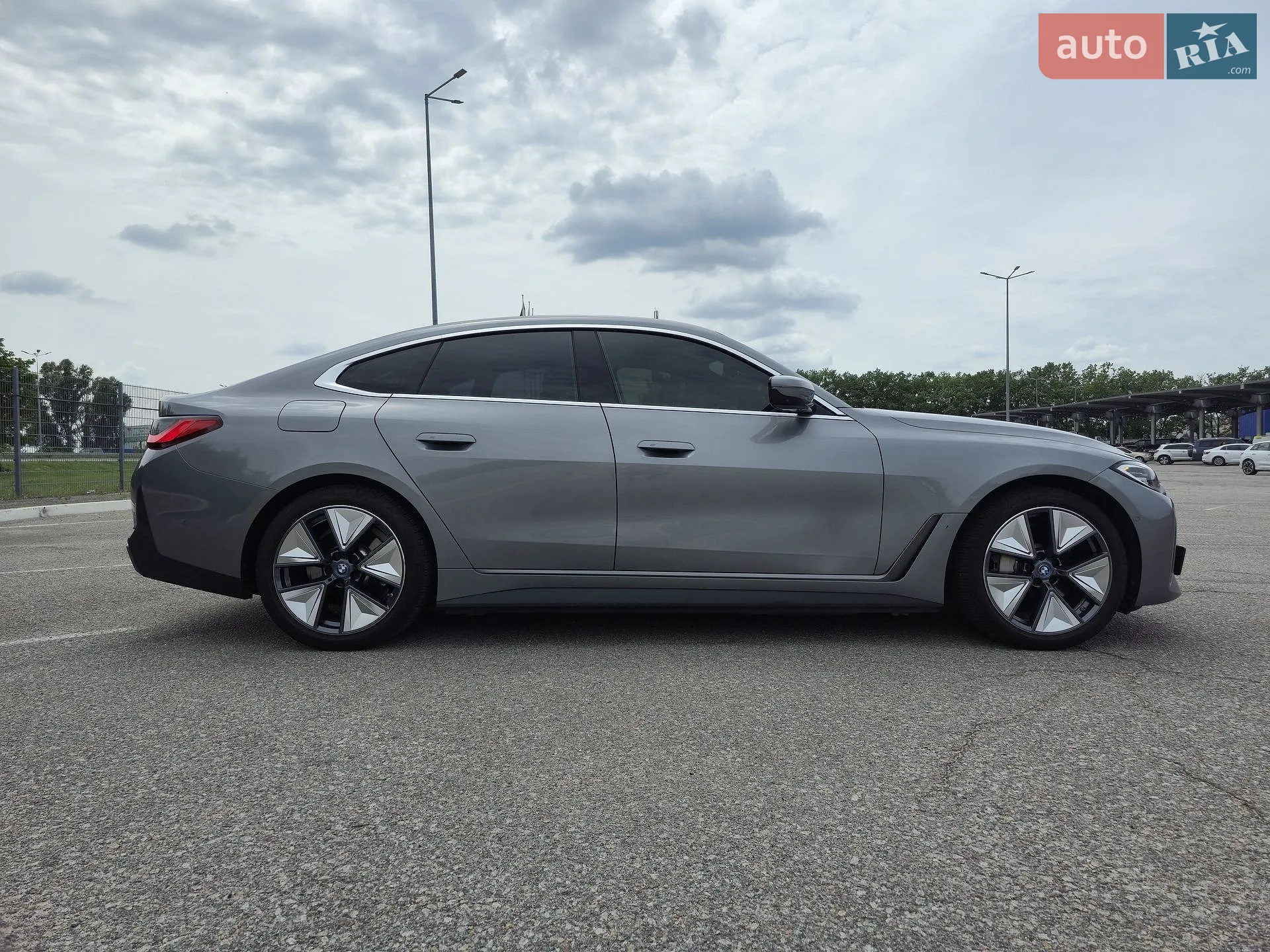 2023 BMW i4 - мініатюра 7