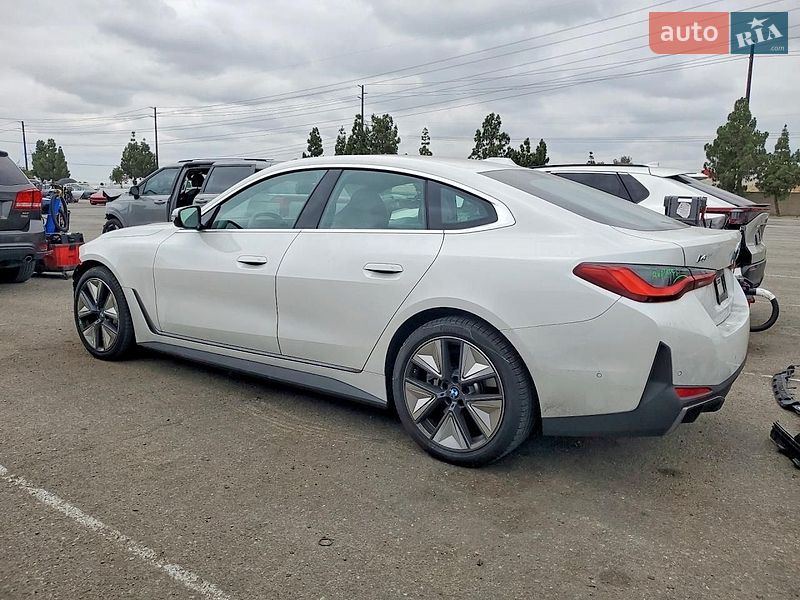 Купе BMW i4 2025 в Львове