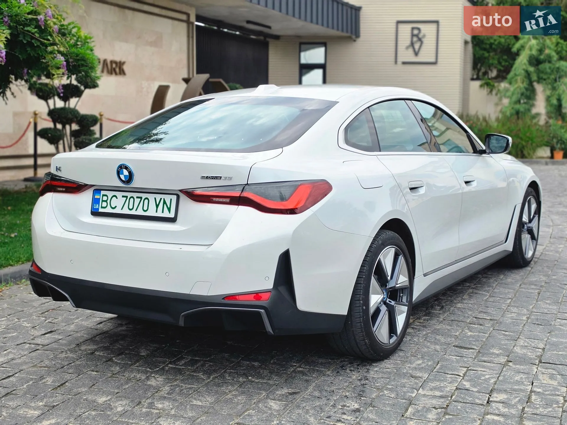 2024 BMW i4 - мініатюра 6