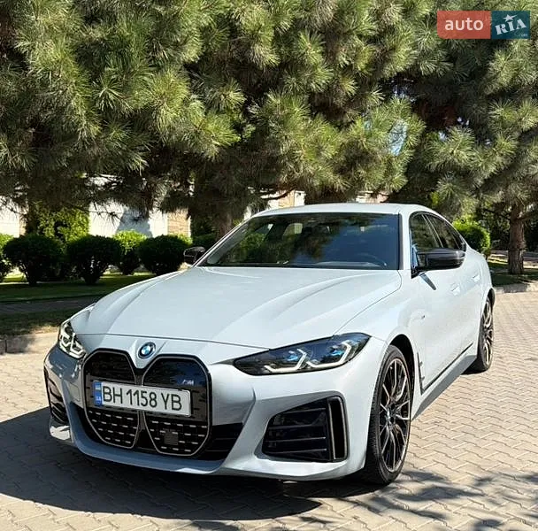 BMW i4