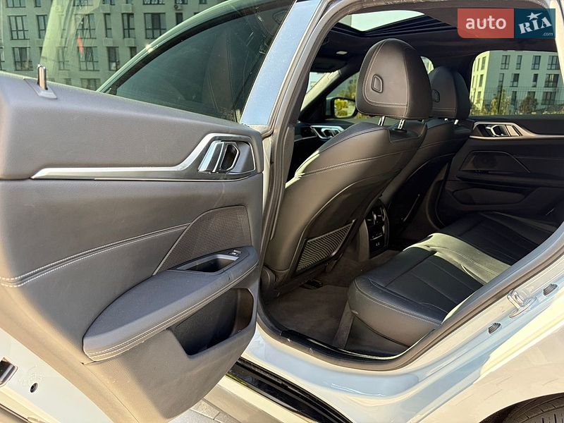 Купе BMW i4 2022 в Ужгороде