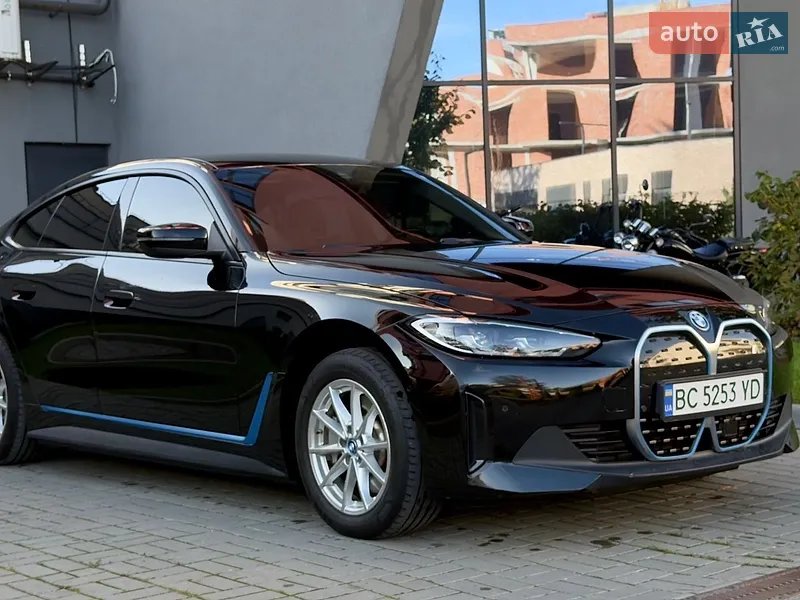 BMW i4 2023