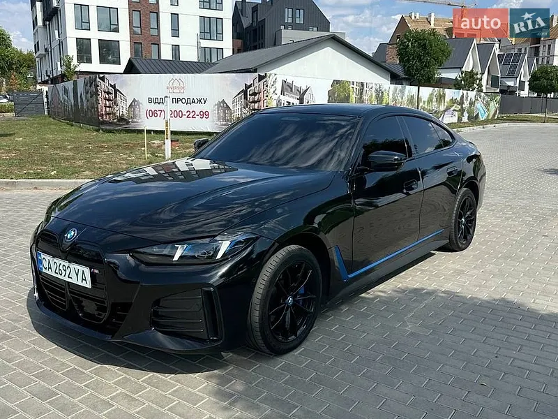 BMW i4 2023