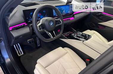 Седан BMW i5 2023 в Луцке