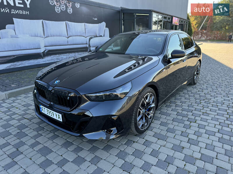 Седан BMW i5 2023 в Івано-Франківську