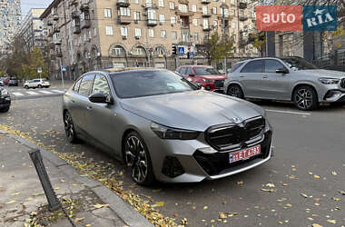 Седан BMW i5 2023 в Киеве