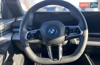 Седан BMW i5 2023 в Хмельницькому