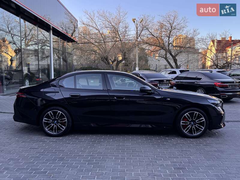 Седан BMW i5 2023 в Одессе