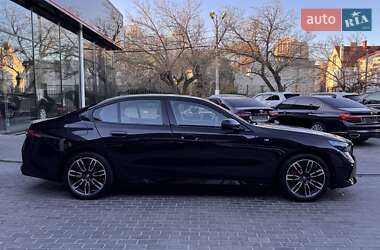 Седан BMW i5 2023 в Одесі