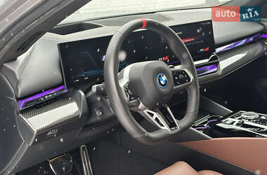 Седан BMW i5 2023 в Киеве