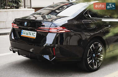 Седан BMW i5 2024 в 