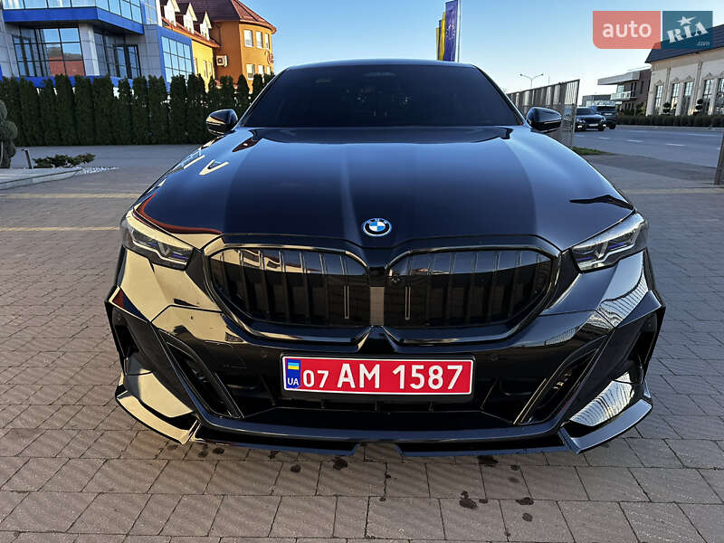 BMW i5 2024