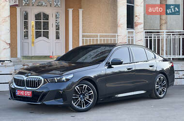 Седан BMW i5 2024 в 