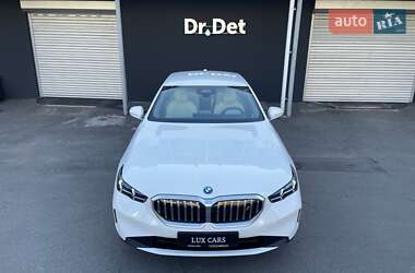 Седан BMW i5 2024 в 