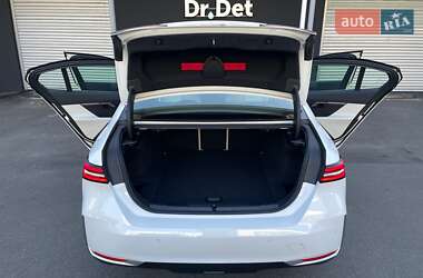 Седан BMW i5 2024 в 